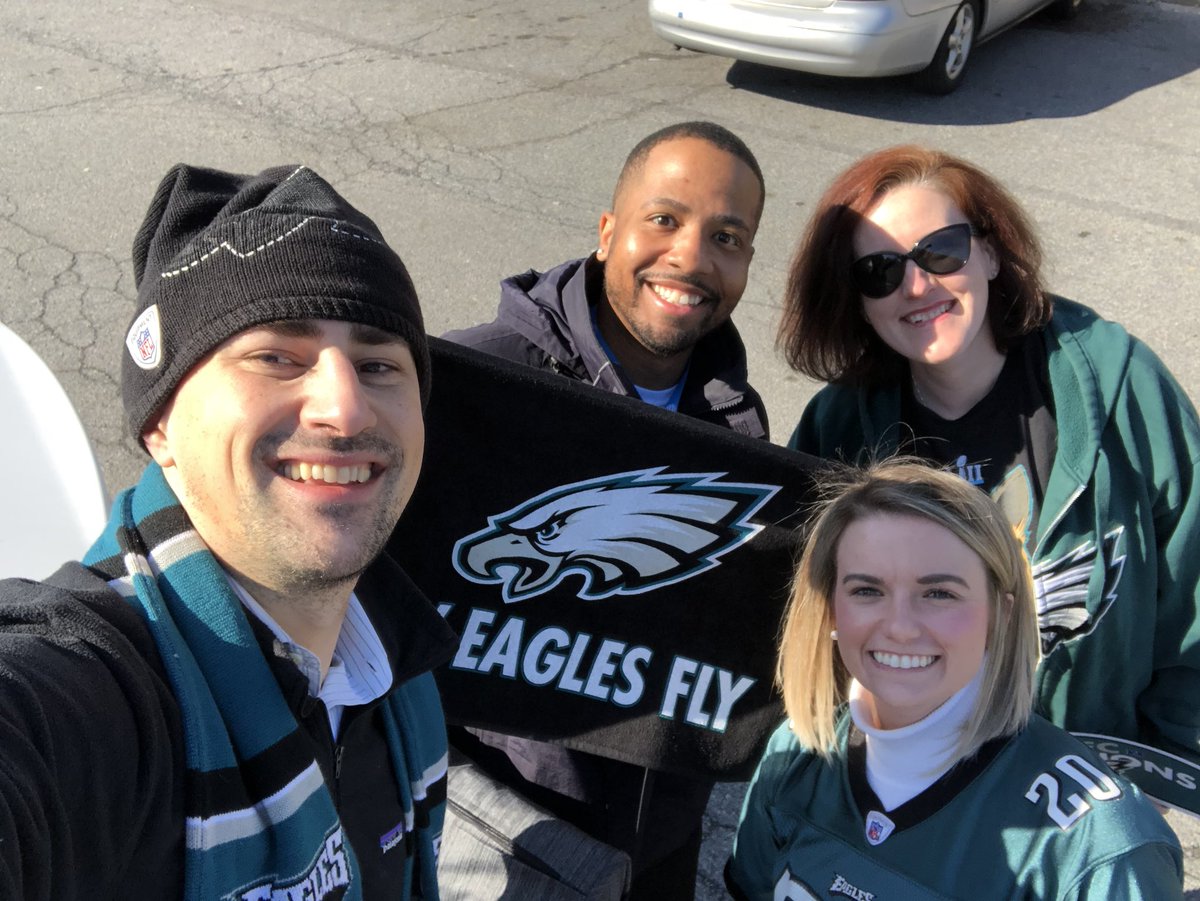 Winner #1 today is my guy <a href="/IHXDC/">Derek Campbell</a> !!! Caught him at a dispachito dropping 6 on em! 🤫 He joined us in celebrating the Eagles 🦅 AKA America’s team!