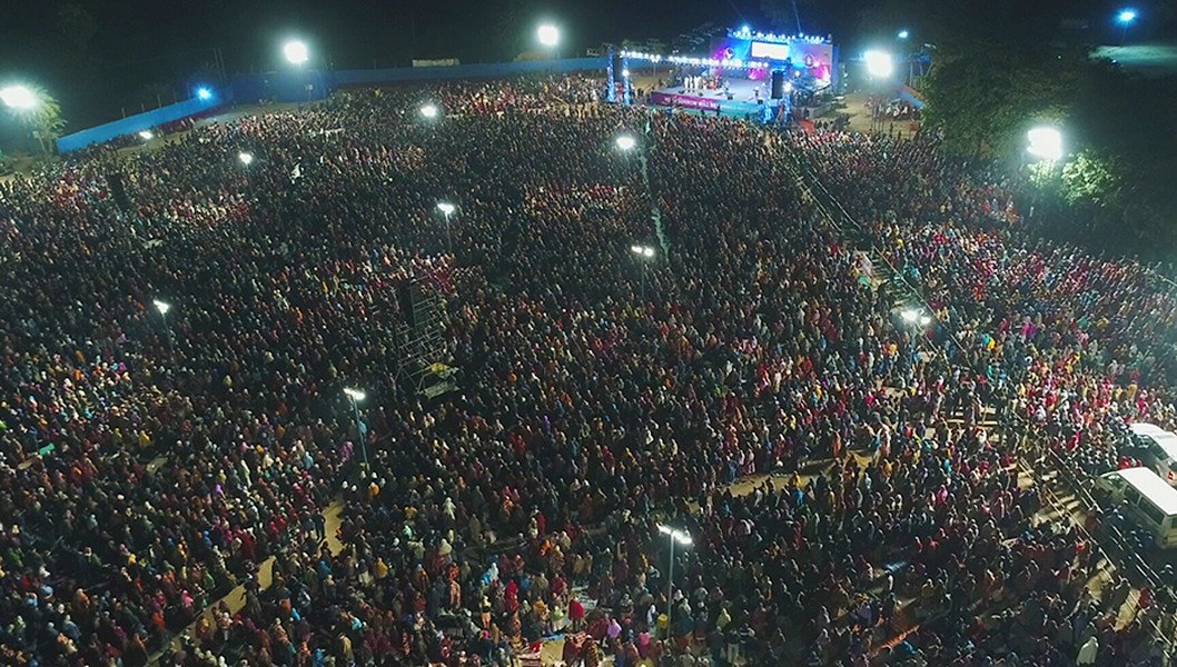 JesusCalls's tweet photo. The Lord is in the midst of His people! Come and be a witness!

#DumkaPrayerFestival #BlessJharkhand #BlessIndia  #JesusCalls  #PrayerFestival #ComeandBeBlessed #Miracles #PrayingForWorld #Day1 https://t.co/XNWAQMMjby