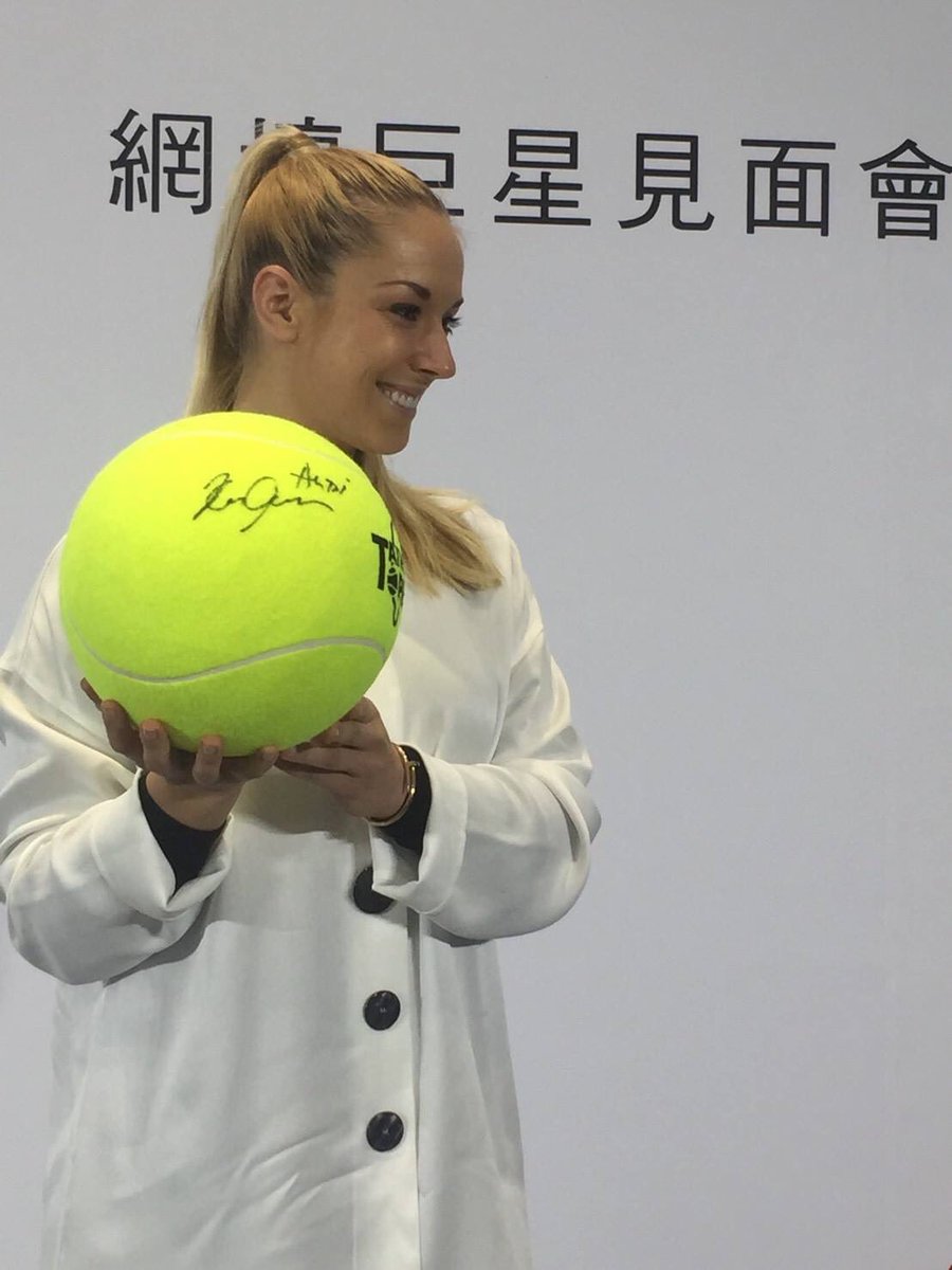 TeamLisickiITA's tweet photo. Some pics of today when @sabinelisicki was a guest in a promo event for the #TaiwanOpen 😊
#TeamLisicki🇮🇹 #Always #ComebackIsSoon
(📷 from Taiwan Open facebook page) https://t.co/h81UdQqZjQ