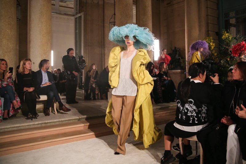 Valentino’s Grandeur and Levity dlvr.it/QCtymk