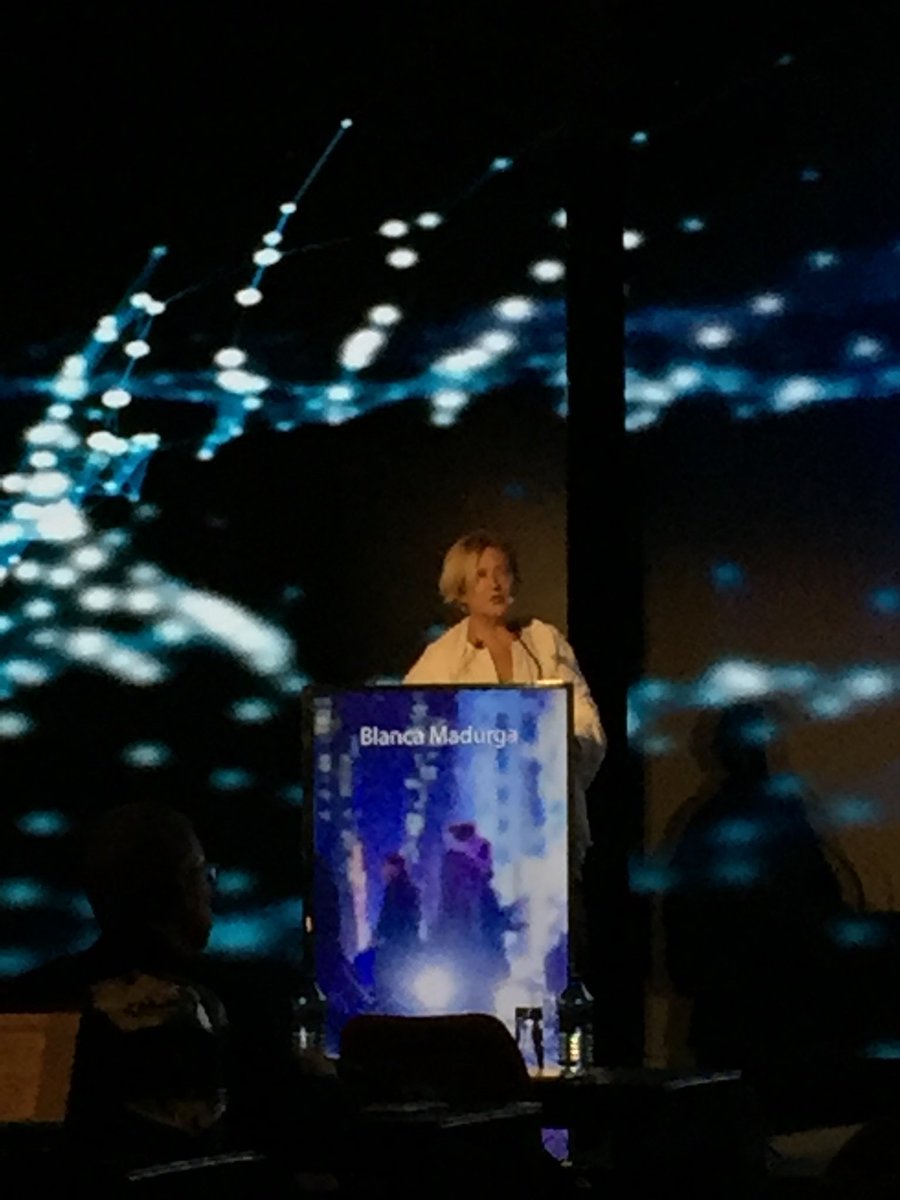 CMullerA's tweet photo. Tratamiento del POP. Lo más actualizado en investigacion. Incontinence Selection. Dra Madurga, excelente como siempre https://t.co/lcjjD70SQR