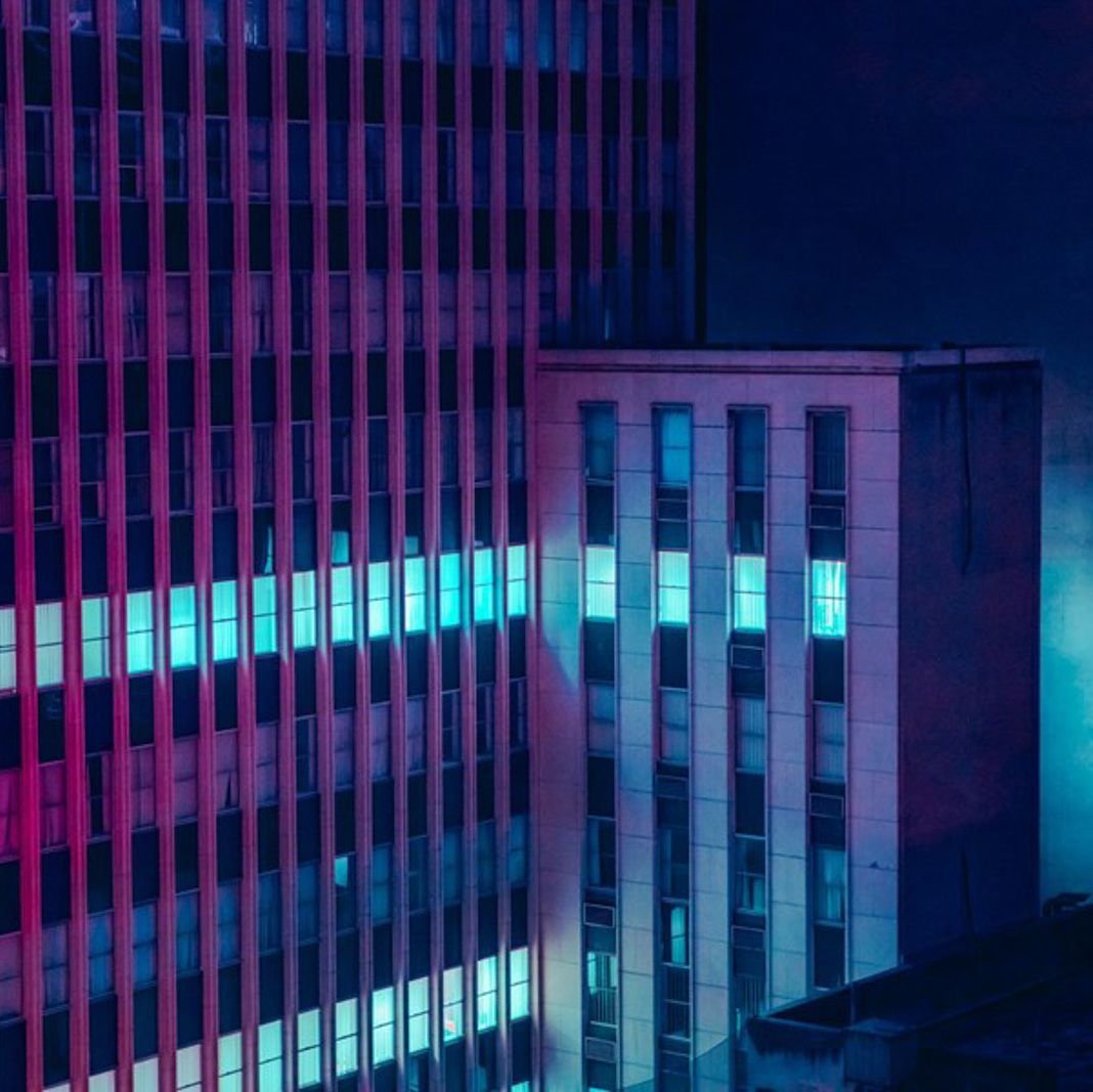 Benny311LABS's tweet photo. Saturated building by #elsableda https://t.co/gf1qDVMqDC