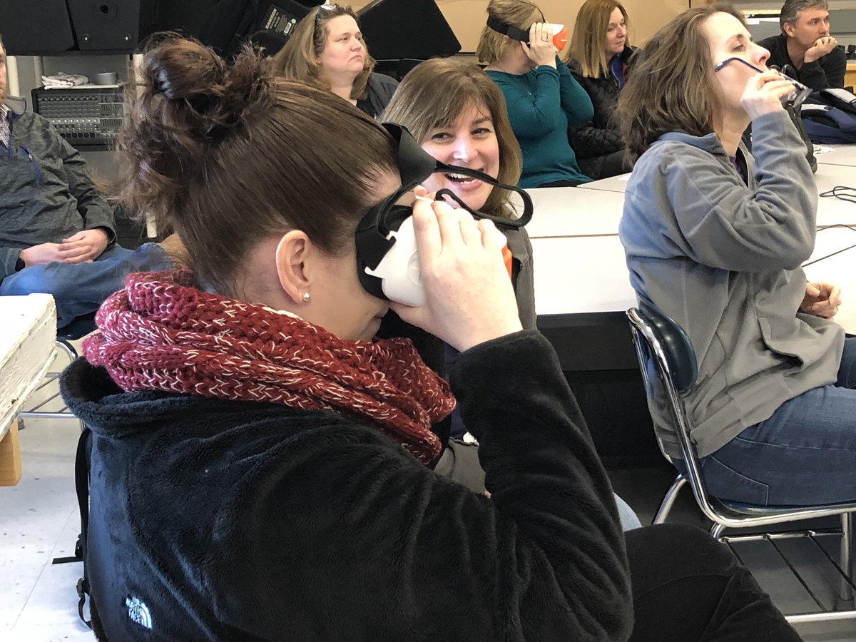 kwinsper's tweet image. First part of tech PD w/ @ClassVR and @Shamus_TroxMA #technps #npspride