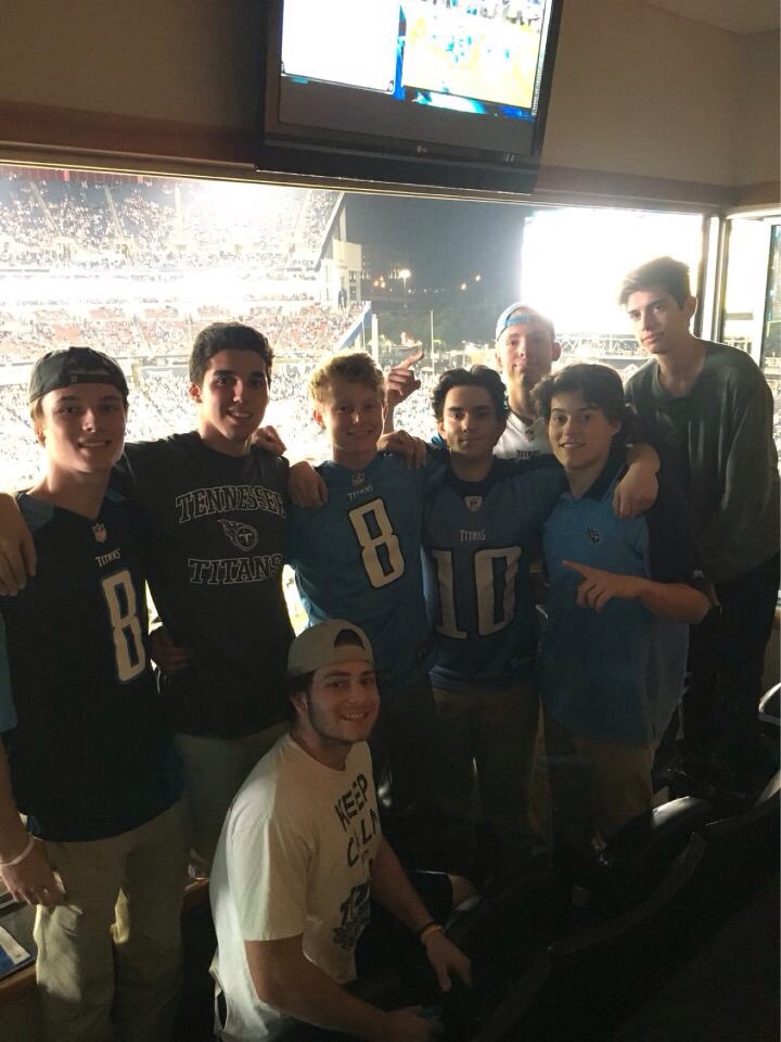 Happy birthday <a href="/SunjayHawkins/">Sunjay Hawkins</a> <a href="/sebastiangzzm99/">Sebastian Madero</a> hope y'all have a deen one 👿👿