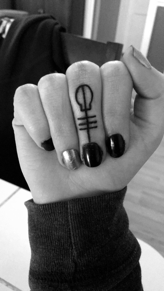 ronnionepilots's tweet photo. my last and my first @CliqueTattoos |-/ plan to get many more https://t.co/FlBfMI81kl