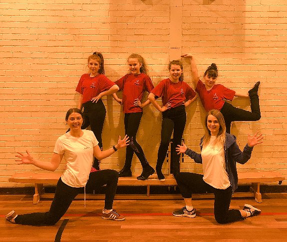 EccoPEdept's tweet photo. Dance club is in full swing! We need some more pupils. Come and get involved Friday after school #lovingdance ❤️ https://t.co/229QeY9rMj