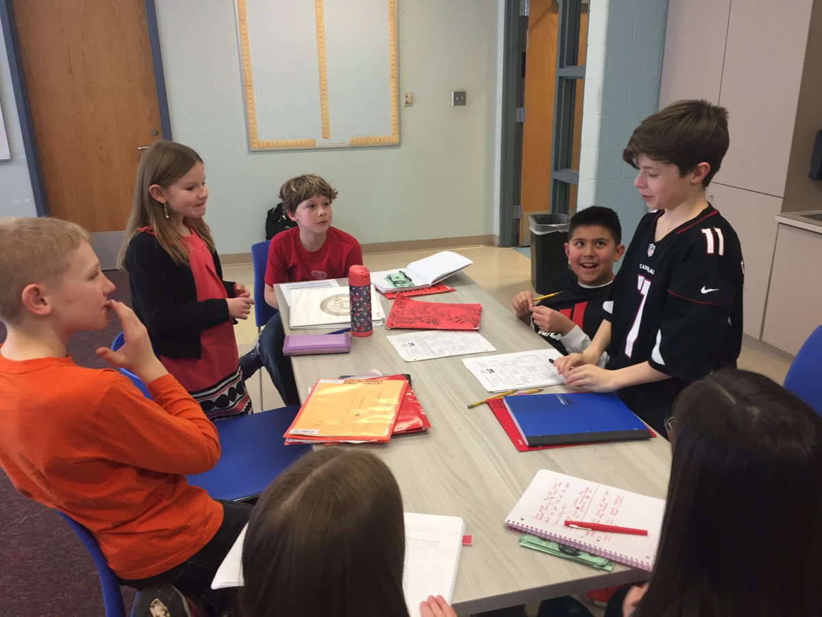 mrbobbrazier's tweet photo. Engagement like you've never seen in the 5th grade classroom governments of @anniemartinez80 and @clynnbarber25 today. One student just asked another, "Do you have a good source to support what you're saying?" #blownaway @BLEBulldogs @LearnAtCCS https://t.co/2NMRdyArtV