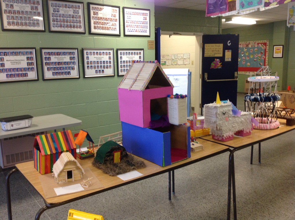 GradeThrees's tweet photo. Structures made by Grade 3 students for our science unit Materials and Structures@MatthewRocks2 https://t.co/pVrM8dDItm