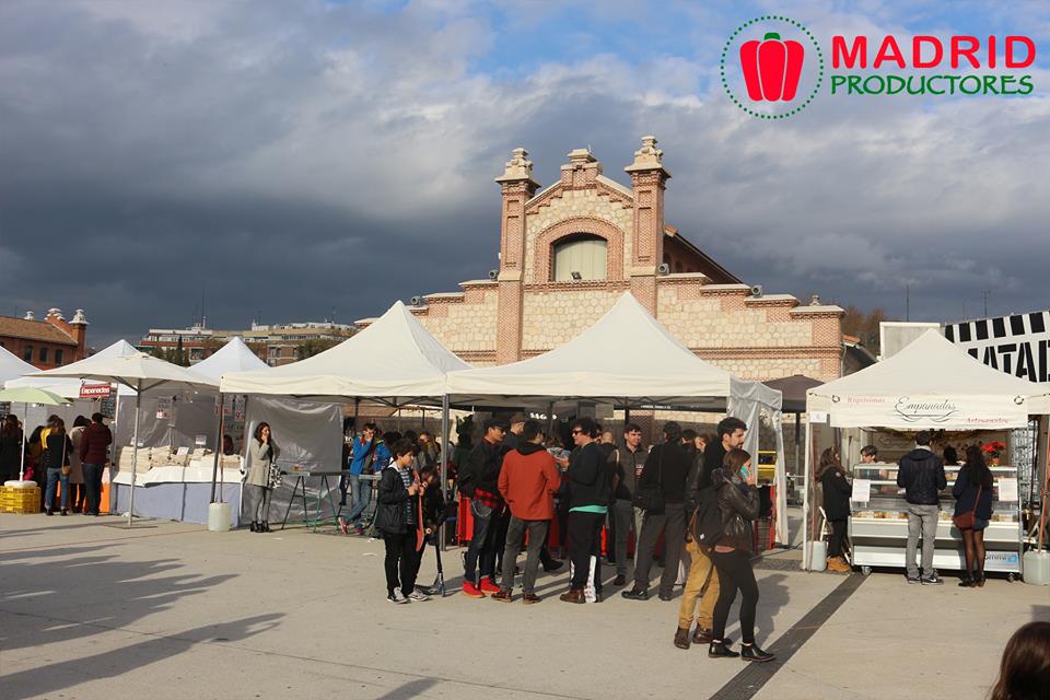 VisitMadrid_es's tweet photo. Mercado de Productores ofrece productos cultivados y elaborados en la Comunidad de Madrid y contribuye a aprender sobre consumo y hábitos saludables @M_Productores 27 y 28 de enero https://t.co/9F2PysK0nf https://t.co/qVt9ImL0la