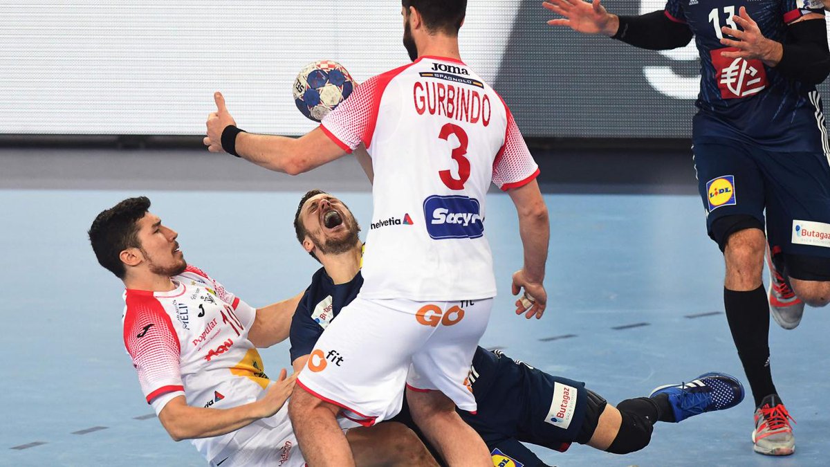 lavoixdunord's tweet photo. La France éliminée de l’Euro  #HandballEM2018 >https://t.co/refMjau3AH https://t.co/BHduUopuky