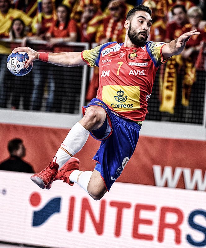 McDavid Handball tweet media