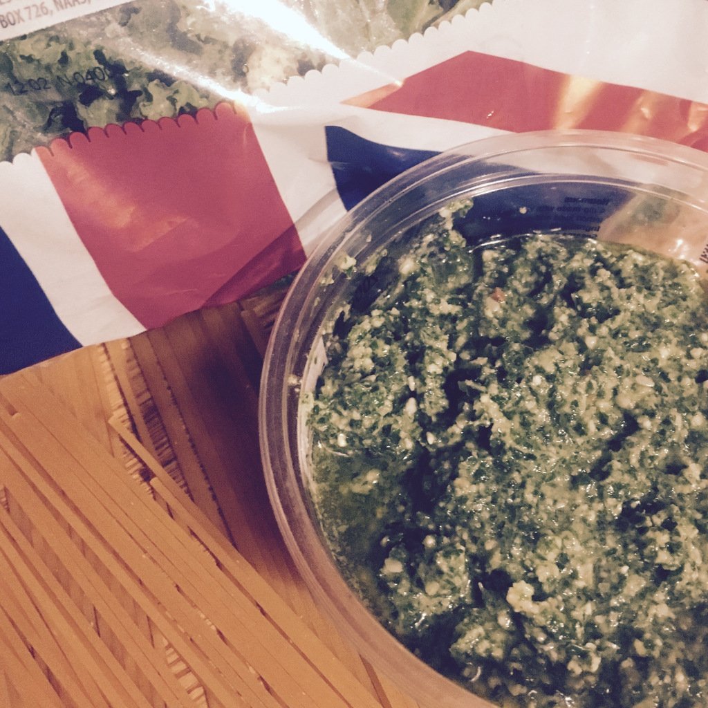Meals365's tweet photo. Veganuary Day 26: Kale Pesto  https://t.co/qmrI0MZH7n https://t.co/f0g0F9NzQ8