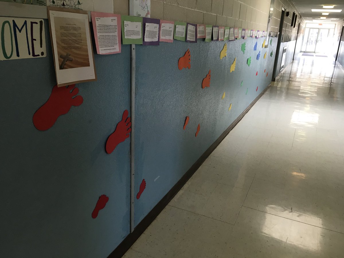 St_MaryWappFall's tweet photo. Catholic Schools Week ready! #CatholicSchoolsWeek #stmaryswf @caren_desch @Sara_Shea72 @Mary_JaneRS @NY_Arch @ArchNY_Schools @DrTimothyMcNiff https://t.co/G8PD0Tn030