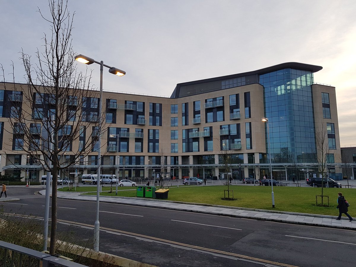 SarahDodds8's tweet photo. Emotional day of saying goodbye to this beautiful building and  all the fanastic teams that work in it.  Thank you @NorthBristolNHS for all the opportunities and the fun times  you have given me over the past 3 years..... now off to @WestonNHS for a year 🎢😀 https://t.co/AqXnrVbxtG