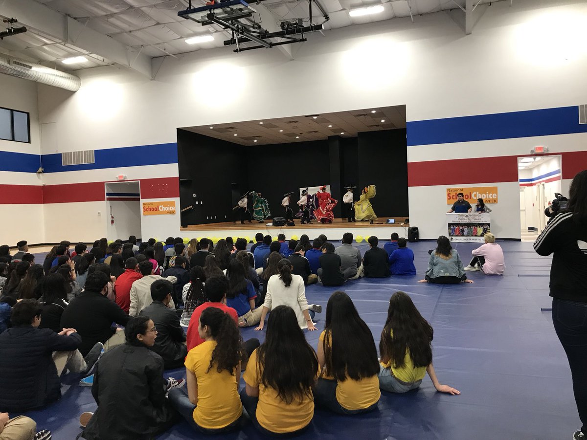 NSCW Extravaganza Ceremony. Our students are amazing! @Mayik_HPS <a href="/HarmonyEdu/">Harmony Public Schools</a> <a href="/HseLaredo/">HSE Laredo</a>