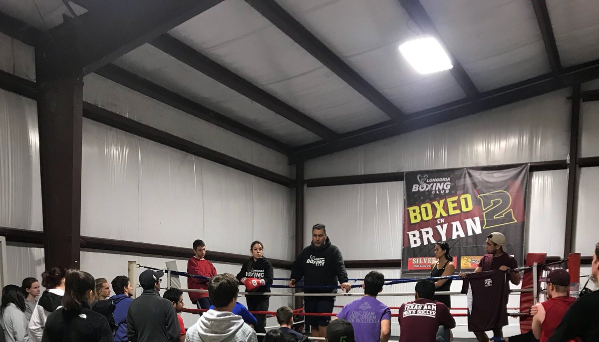 TAMUBoxing's tweet photo. Solid turn out for our first informational of the year... We will be having another sometime during mid-semester! Special thanks to Longoria Boxing Club for hosting our team and certifying our gym through @usaboxing + @collegeboxing! #Boxing #CollegeBoxing #TAMUBoxing 👍🏽🥊 https://t.co/oCF4ZiDlpA