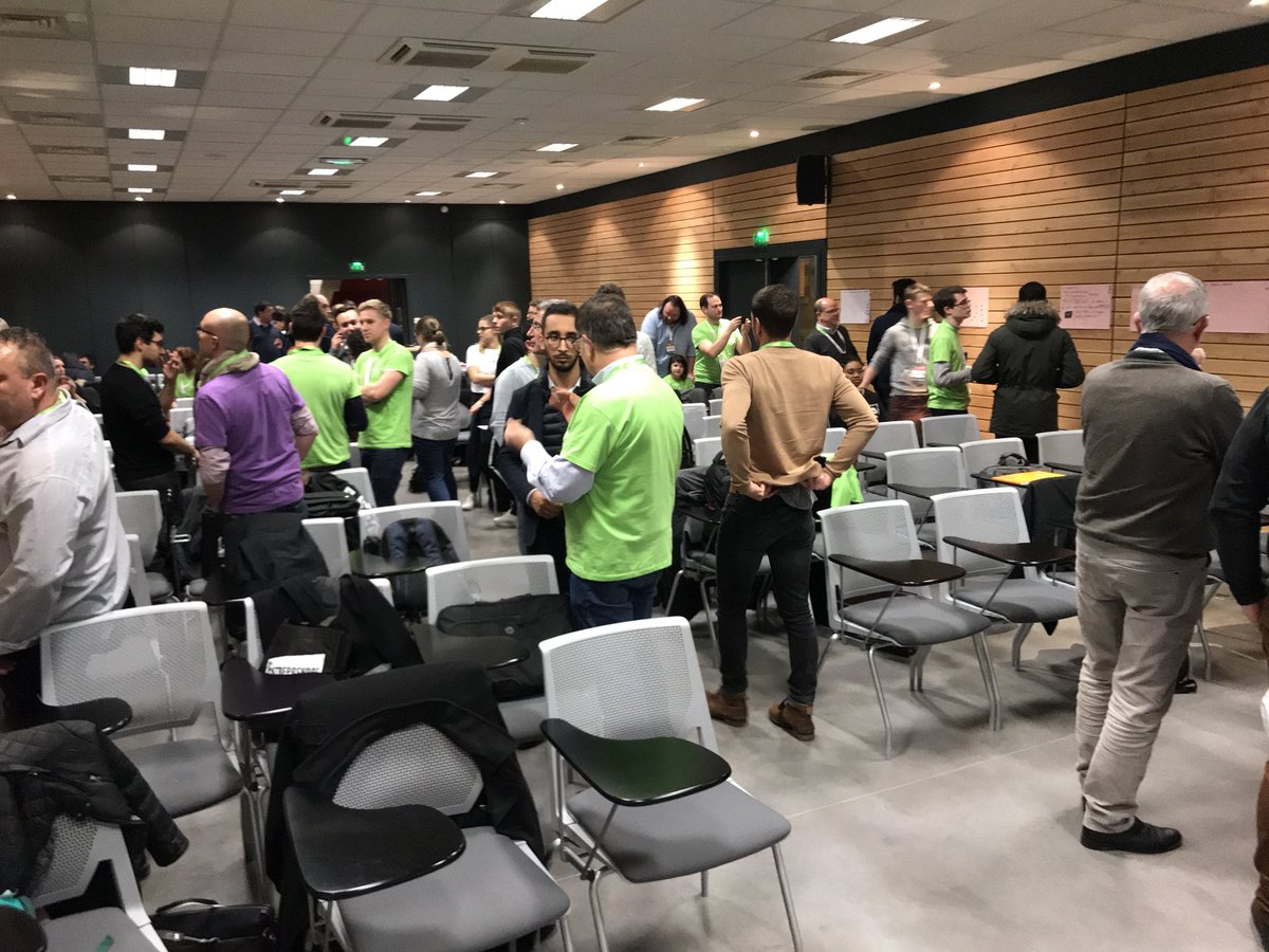 cci_indre's tweet photo. 10 équipes qualifiées au #StartupWeekend de #Chateauroux ; #SWChtx ; les équipes vont se former #Innovation #Startup #Numérique #Indre #TechLoireValley https://t.co/FzdMZE4Un2