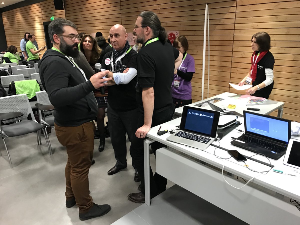 cci_indre's tweet photo. 10 équipes qualifiées au #StartupWeekend de #Chateauroux ; #SWChtx ; les équipes vont se former #Innovation #Startup #Numérique #Indre #TechLoireValley https://t.co/FzdMZE4Un2