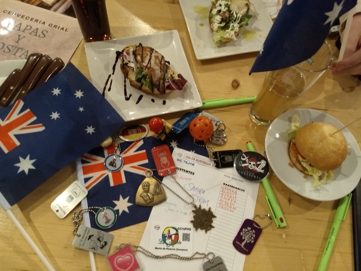 Corypunto's tweet photo. Hoy, como mandan los cánones geocacheros, celebramos el #AustraliaDay @GoGeocaching #eventogeocaching #geotapas https://t.co/SaBOaxhxhm