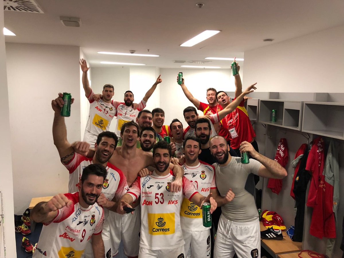 JoanCanellas's tweet photo. BRUTAAAAL! 🔥 Estamos en la final y tenemos una nueva oportunidad de hacer historia! 🙌🏼 #Hispanos #NosotrosCreemos https://t.co/RL4gwqxcPe