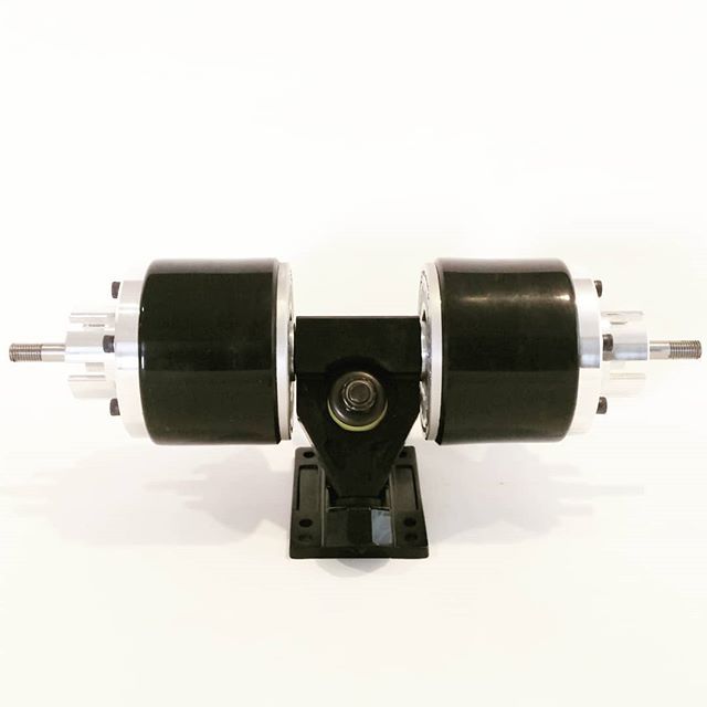 CarvonSkates's tweet photo. CARVON V4 TorqueDrive ships in 1 - 3 business days after ordering at https://t.co/osJUC9rUhV.
.
.
.
#carvon #carvonskates #getyourcarvon #exo #torque #directdrive #diy #buildyourown #diyelectricskateboard #diyeboard #doityourself #kit #instock #availabl… https://t.co/pi61NUx4zj https://t.co/OFe9qtRHLN