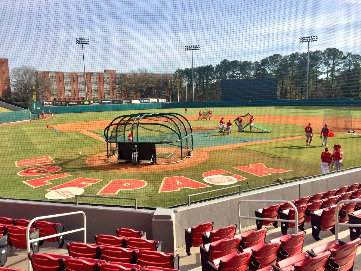 NCStateBaseball's tweet photo. Set the field up for BP

#SpringIsHere 

⚾️➕🌤 https://t.co/hFEYdr0rNn