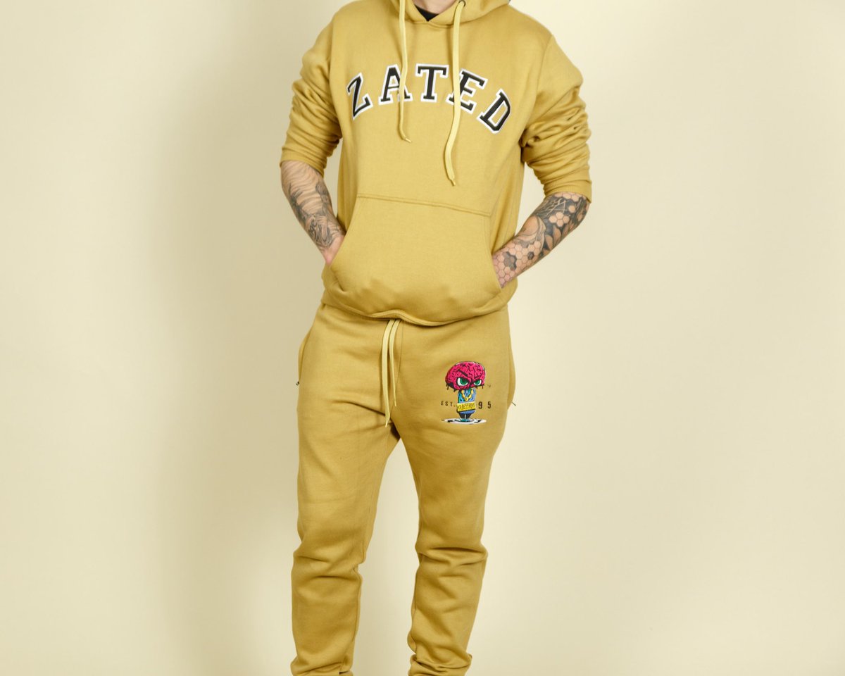 ZatedLifestyle's tweet photo. “WHEAT” 🌾 🌾 Meet Zate Suit
NOW AVAILABLE ONLINE
Limited EDITION 🧠🧠🧠 #meetzate #ZatedLifestyle #2018
#clothingbrand #Urban #Supreme #palace #Zated #cincinnati #NewYork #California #Newjersey #jordans
#kicksonfire #hypebeast
•
•
@nickocameron18
📸 @shotbyrichvisuals https://t.co/qVW0F9TGlR
