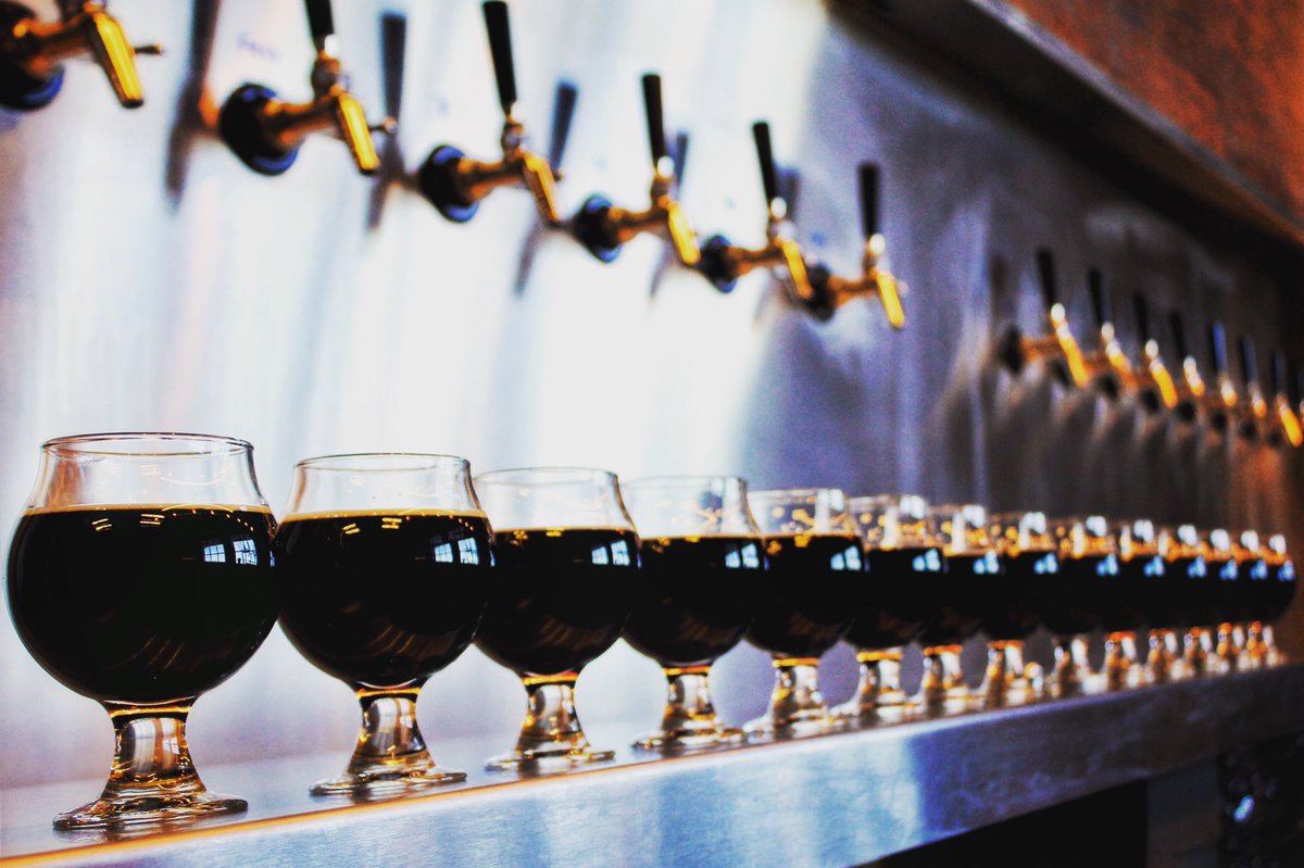 rivernorthbrew's tweet photo. Check out https://t.co/ztuONGPZ35 for a full draft and bottle list of every beer available at tomorrow’s #SUPERSTOUT party! And yes, we will be filling Crowlers of anything on tap! #cobeer #denver https://t.co/FXgWvEZgLl