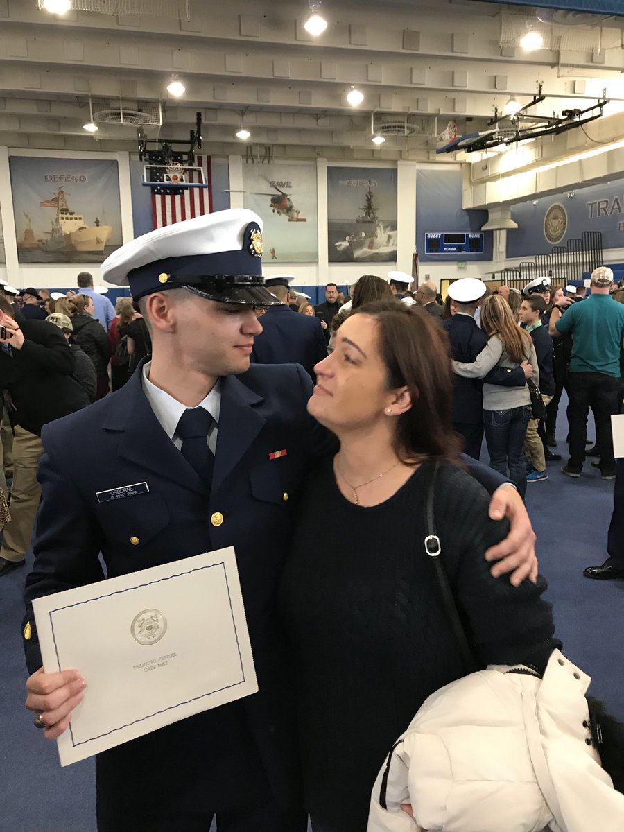 Derrral's tweet photo. Momma, I made it. https://t.co/hZTKdgKelf