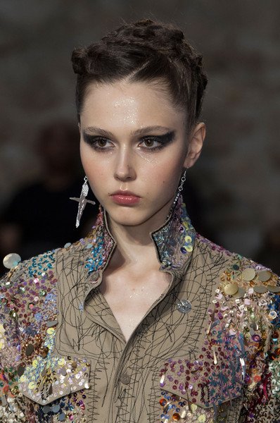 ARTMOD_'s tweet photo. Fred Sathal Haute Couture Fall 2014 (details) https://t.co/M3XCj1fJPq