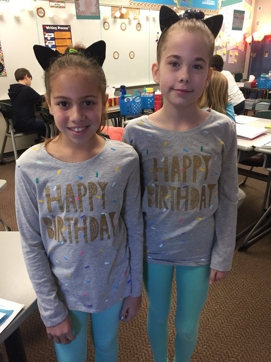 MMillhuff's tweet photo. Twins Day! @MadisonPlaceK5 https://t.co/6WVkJNTVHe