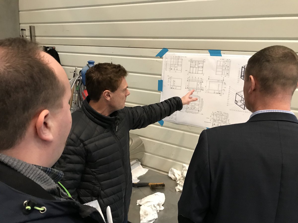 mark_jensen57's tweet photo. UUV: Tak til EUC Sjælland og direktør Carsten K. Jensen med flere, der bakker op bag projekt https://t.co/FuQgCVmAEU der skal give elever og forældre mulighed for at se et fremtidsvalg i en erhvervsuddannelse i industrien.  #UUVDK #testdigselv #eud https://t.co/NeOk0BViiq