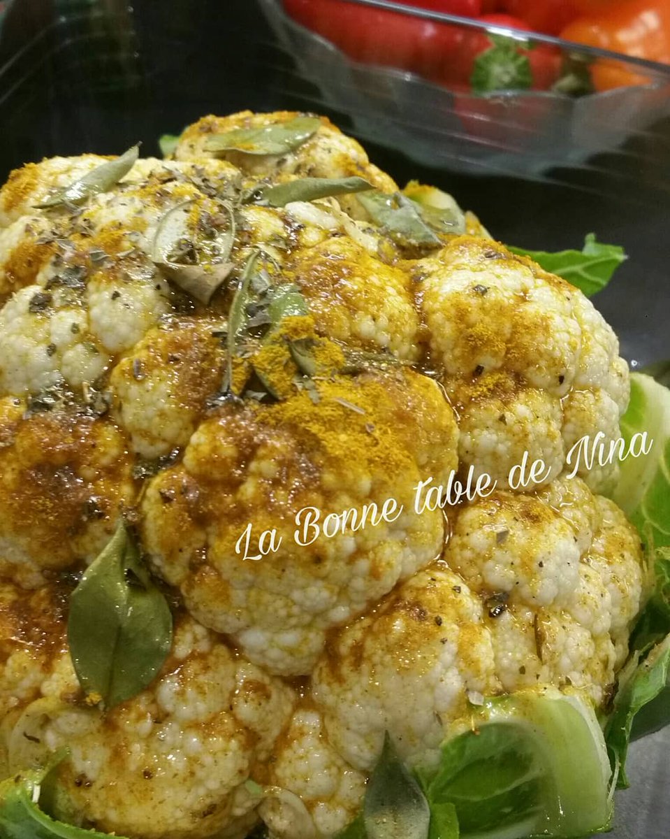 LeChefNina's tweet photo. Choux fleurs au four, j'ai copié la recette d'Hélène Darroze, j'ai ajouté du Ras El Hanout, oui j'adore cette épice. C'est vraiment délicieux. Cuisson 1h15 au four 😊😋. #labonnetabledenina #chouxfleur #healthy #cleaneating #sogood #aufour #rashelhanout #epices #cauliflower #miam https://t.co/f5ewDioEOn