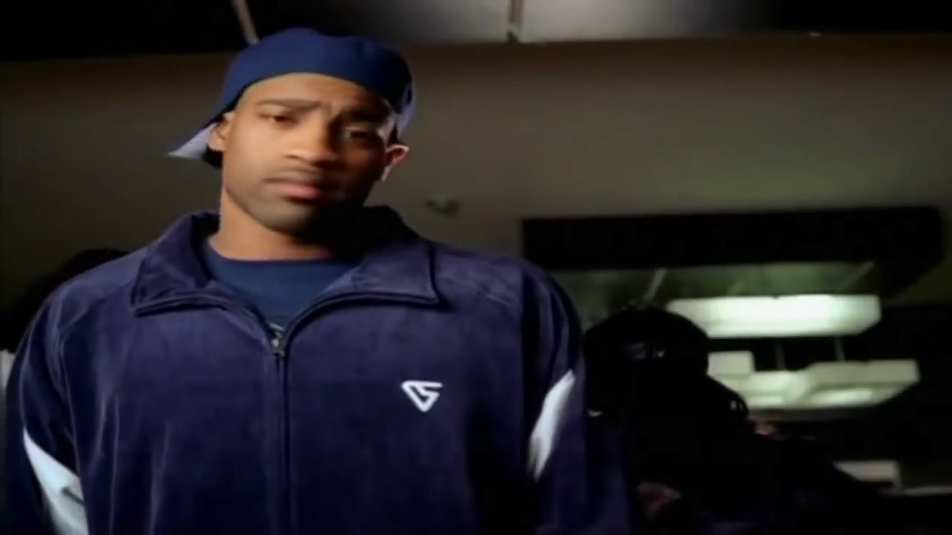 Happy Birthday to Vince Carter, who at one point was not about this bottle of Hpnotiq in this Fabolous video: 