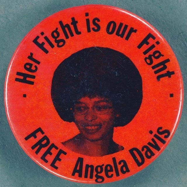 NYPLBusiness's tweet photo. #BOTD in 1944: American counterculture author and political & Civil Rights activist Angela Davis. This pin, and a few others, can be found in the @NYPL digital archives.
HappyBirthday #AngelaDavis #HappyBirthdayAngelaDavis #CivilRights #Activism #Counte… https://t.co/acr9OkxTz4 https://t.co/bSsSfiG9sD