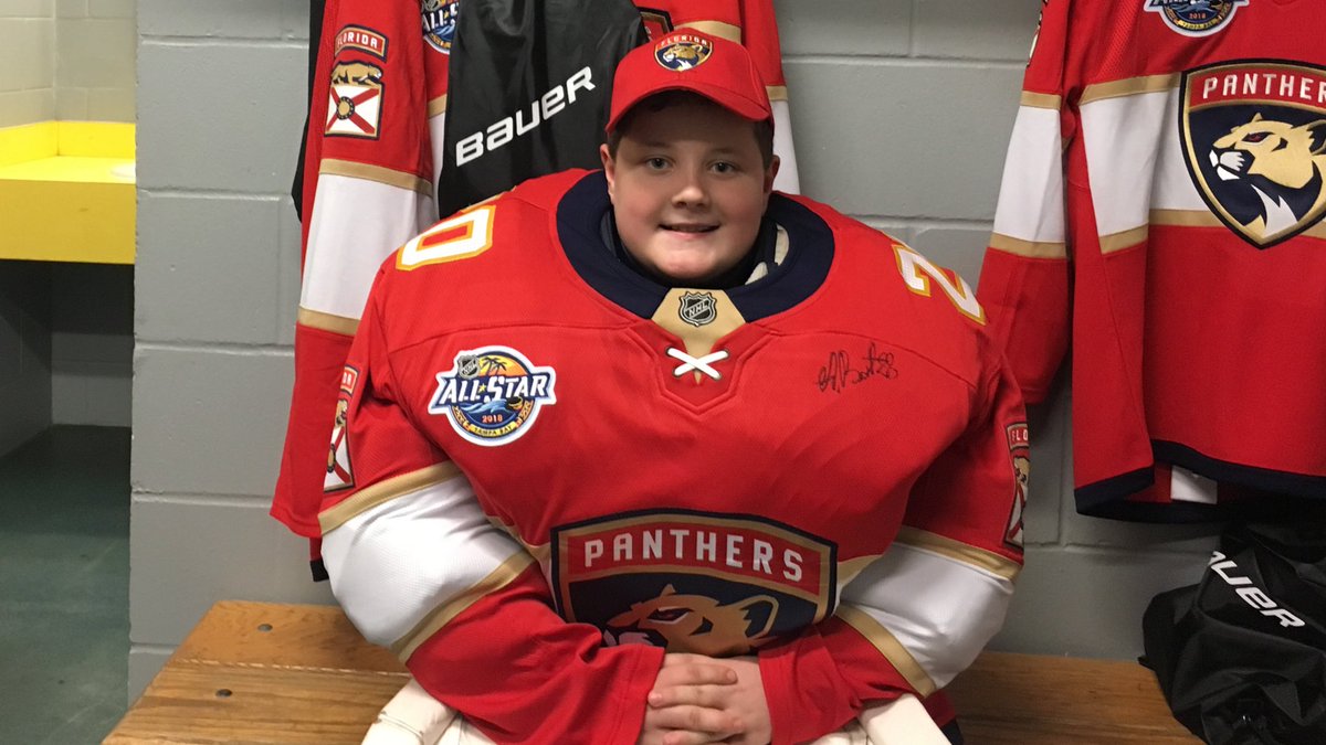 Goalie Zach Shield has made it to the Finals for #Mini1on1! 👏👏👏👏 https://t.co/GRsdnzuK59