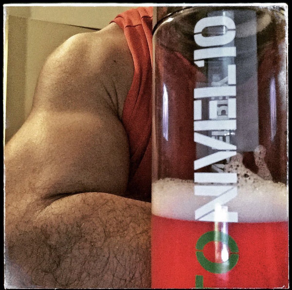miltonmarin_'s tweet photo. Jugo DETOX 🥤
Purifica y desintoxica el cuerpo...
¡Unete! #MARINTEAM #fitclubmonterrey #fitclub24 #retonivel10🔥 #fit #fitnessmotivation #fitness #business #enjoy https://t.co/RENGoL6Rqw