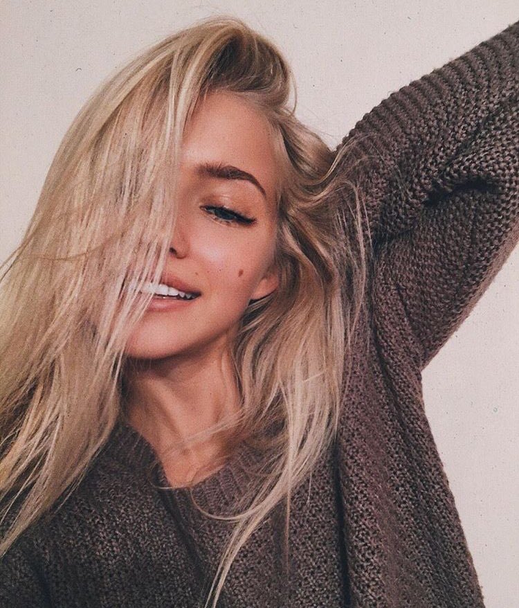 Smile is the key to our souls. ❣️