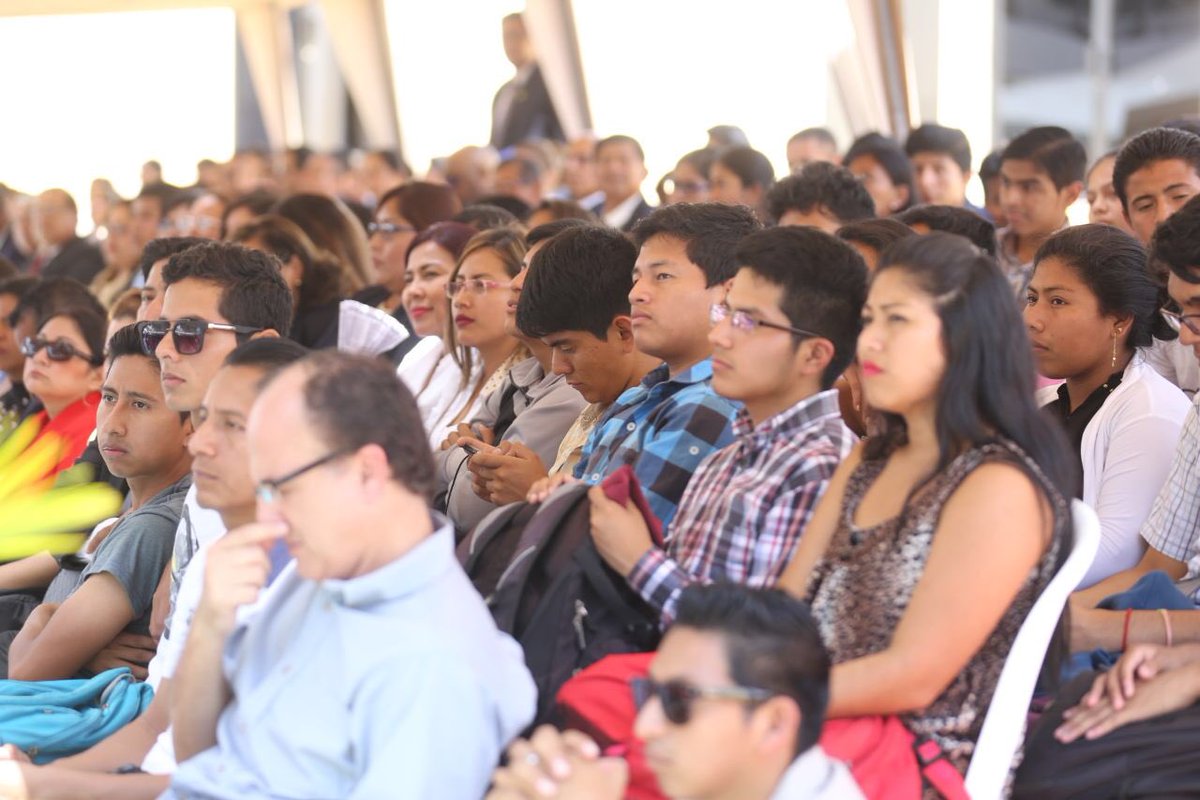 marialevicuna's tweet photo. Hoy asistí al Evento de Socialización con Jóvenes de la Universidad Estatal Península de Santa Elena @UPSE_ec. Los jóvenes son actores estratégicos del desarrollo y por ello deben convertirse en los protagonistas de la nueva historia.

#DileSÍalFuturo https://t.co/9XvQDR8Dfj