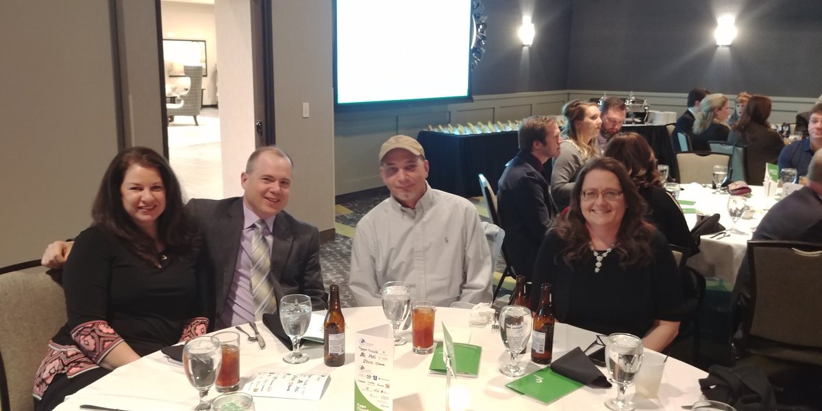 chris_barinque's tweet photo. Playing a big part of small business. Steppin'-n-Rep'n at the #CapeChamberAD2018 #WinLocal #ATTSmallBizFam #MidStatesProud #attemployee @JomoJCastro @tresreed https://t.co/fAq7Ycct9A