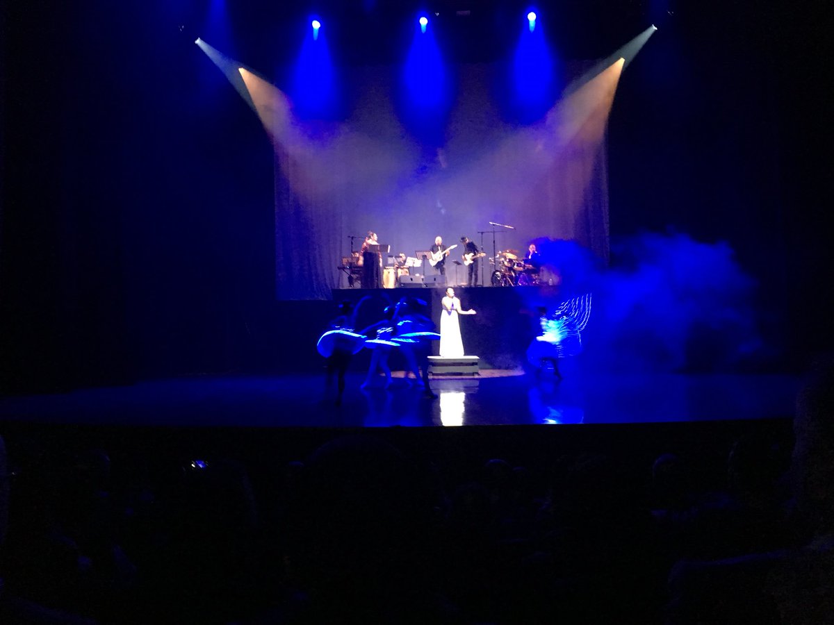 TwittPlaya's tweet photo. Cuarto #FestivaCulturalItaliano @teatropdc #Playadelcarmen https://t.co/xCGjBkqLJl