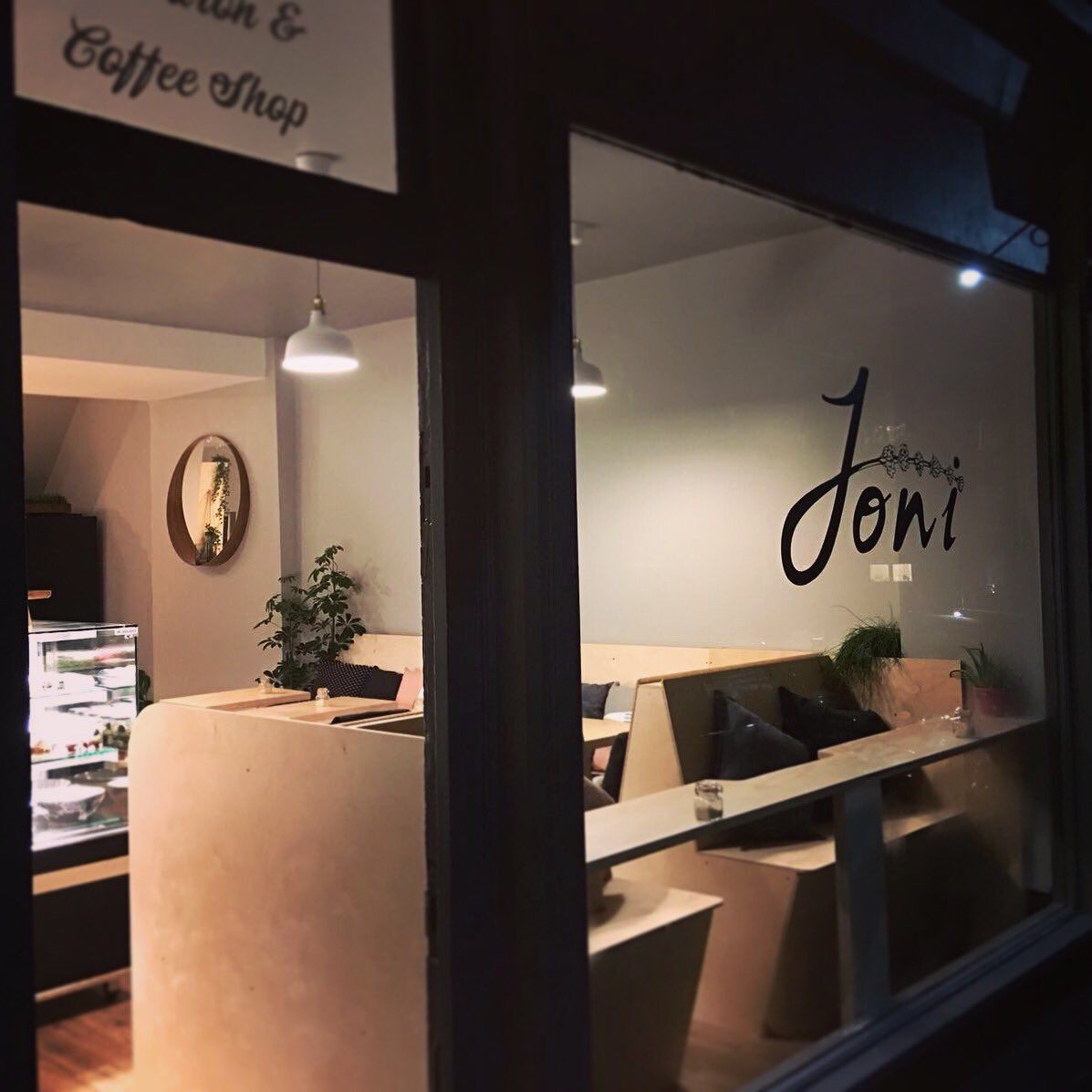 Joni tweet media