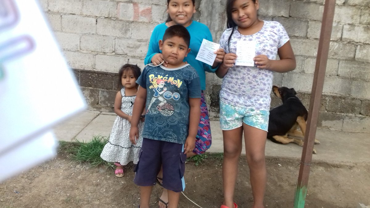 Normitadelicia's tweet photo. Repartiendo folletos https://t.co/YlnLQVUVmf