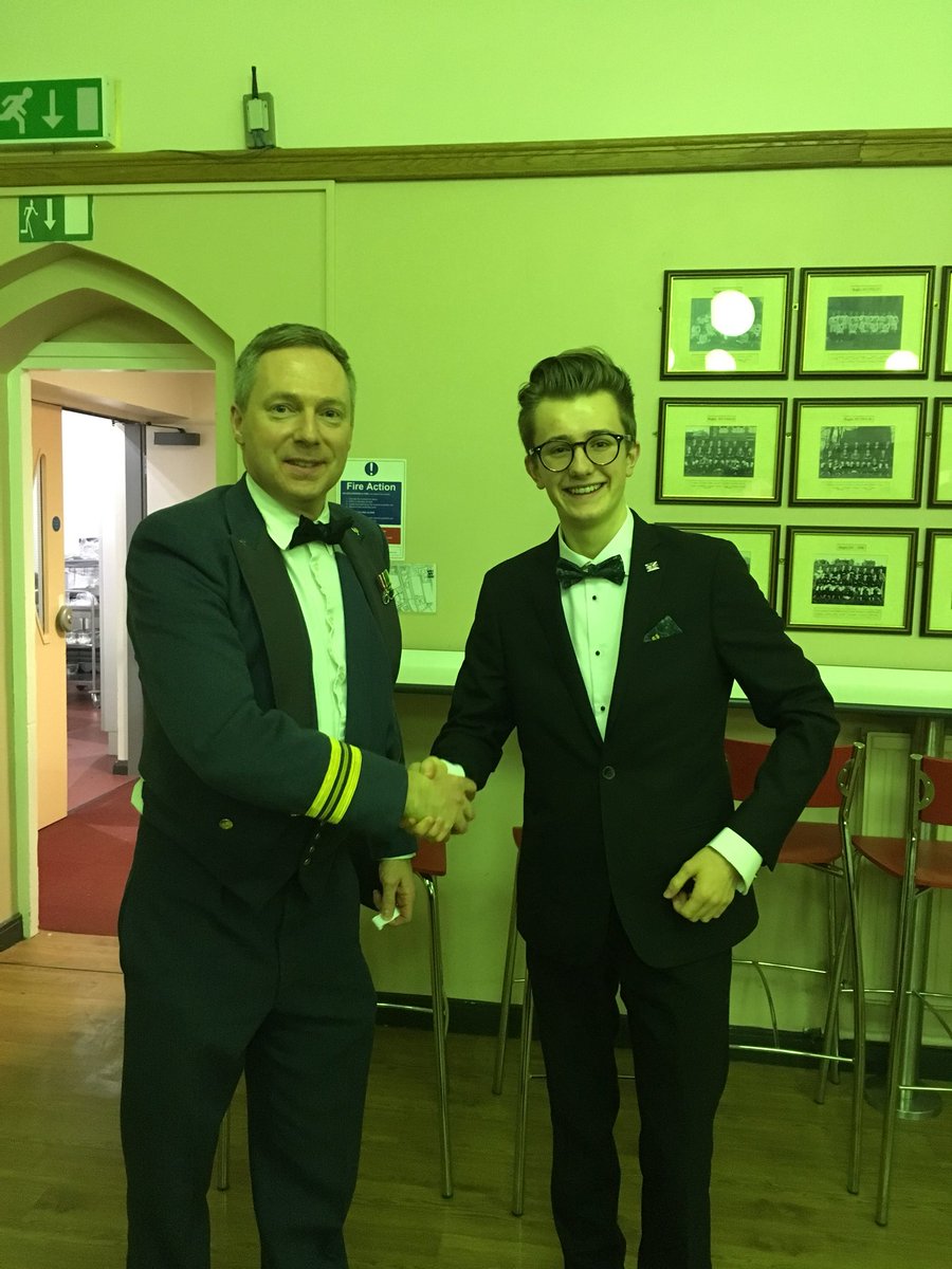 maxwell_marlow's tweet photo. *joins the RAF despite being in the Army* #ccfdinner https://t.co/6y2gAkUQlz