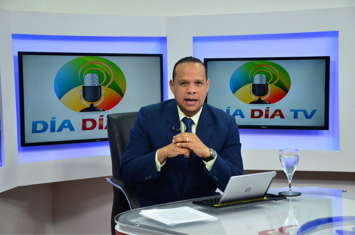 Finaliza la entrega de hoy de su programa Día Día TV, conducido y producido por <a href="/alfredodelacruz/">Alfredo de la Cruz C</a>