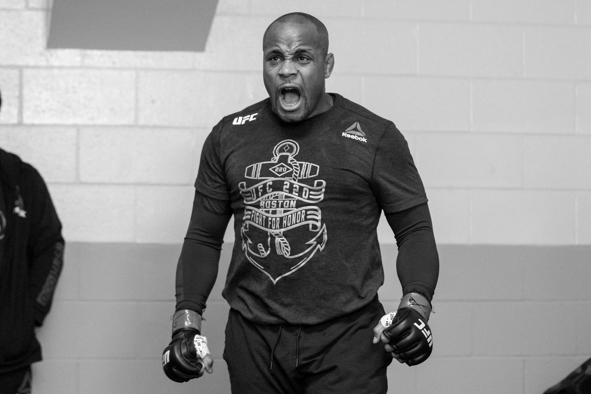 #dreamchaser #ufc226 #twoweightchamp #legend #gangstashit let’s go!!!!!!