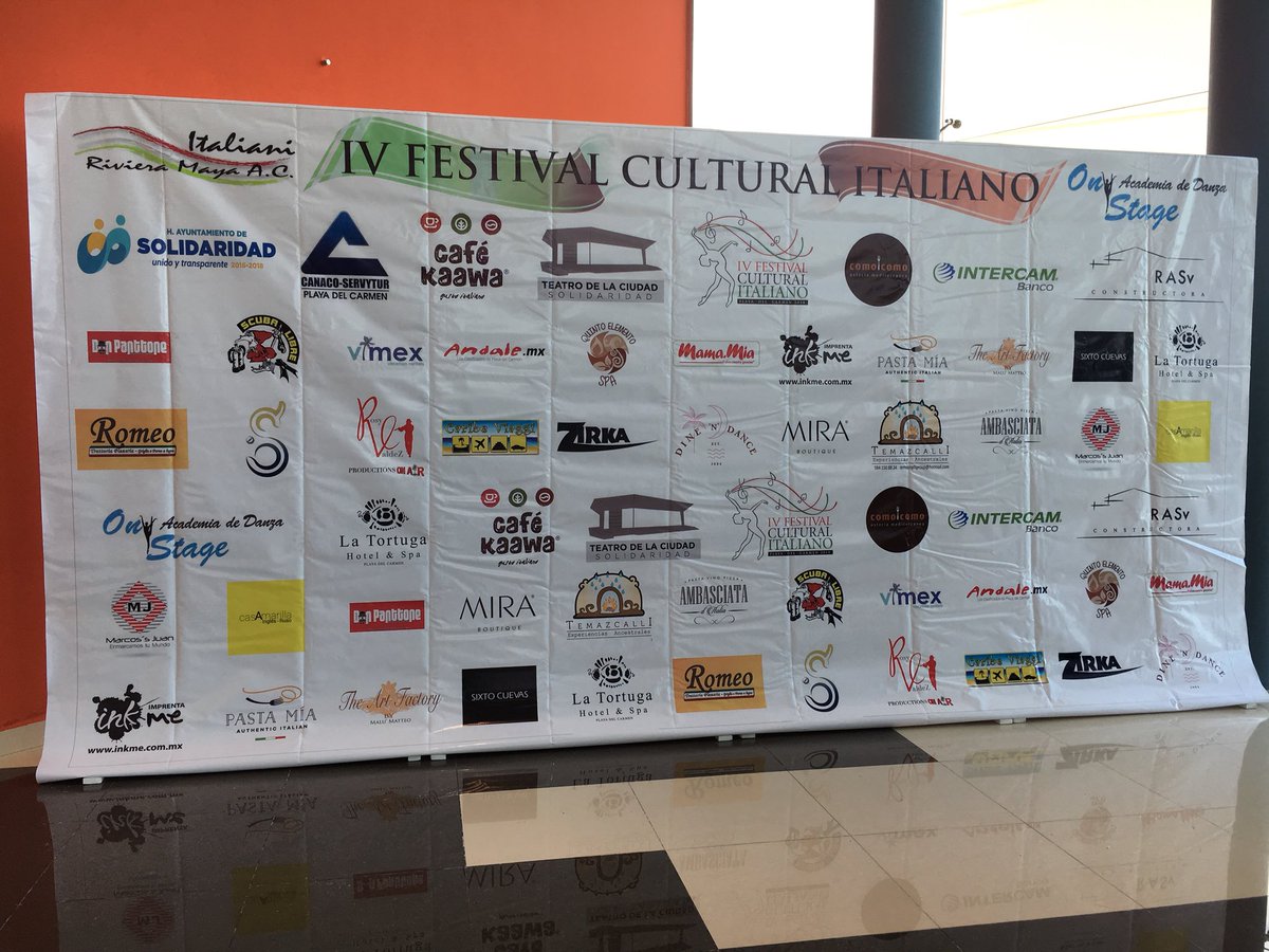 TwittPlaya's tweet photo. Ya estamos por aquí Cuarto #FestivaCulturalItaliano @teatropdc #Playadelcarmen https://t.co/qfDQ6xesAx