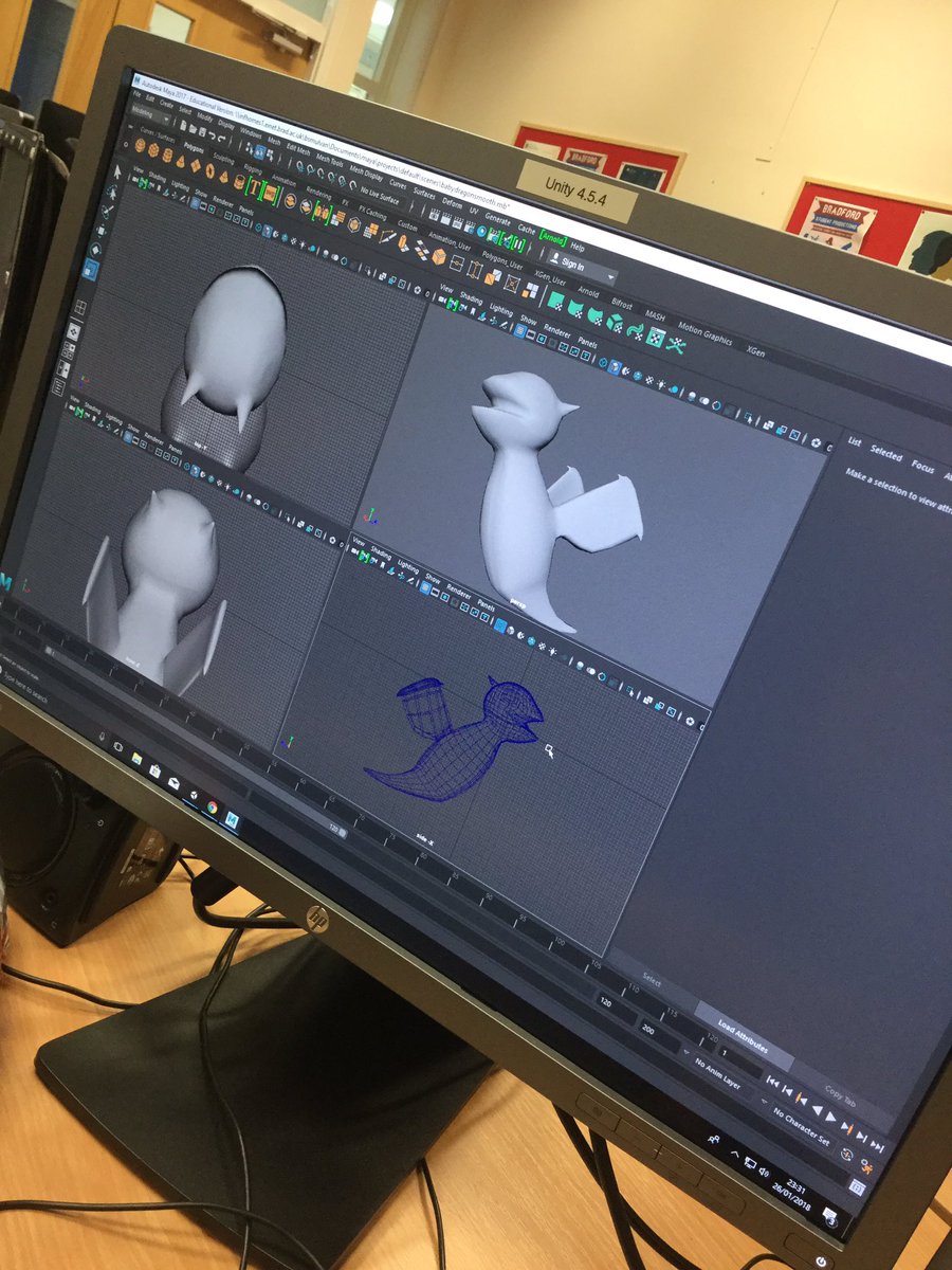 ravennoises's tweet photo. Makin' a dragon. #GameJamUpdate https://t.co/bhyQehBfwA