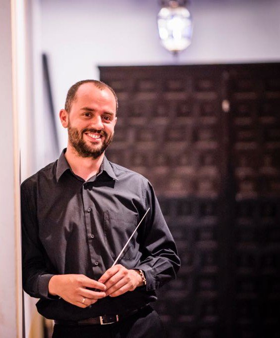 bmgetafe's tweet photo. Queremos felicitar a nuestro compañero y miembro de la @bmgetafe @jorgefluter que hoy hace su debut como director con la @OSCG_Orquesta ,una noche llena de cine con composiciones de Berstein, Morricone, Williams, Hurwitz. #bmg #getafe #FelizFinde #tuhacesbanda #bmgetafe2018 https://t.co/3xK9139mlL