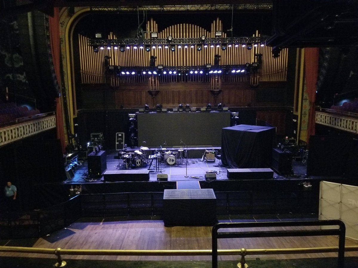 RyanPenn85's tweet photo. @PKintheMorning @POWERATL thanks so much for the NF tickets!!!!#freshoutofbedchallenge https://t.co/L9RqNekr1K